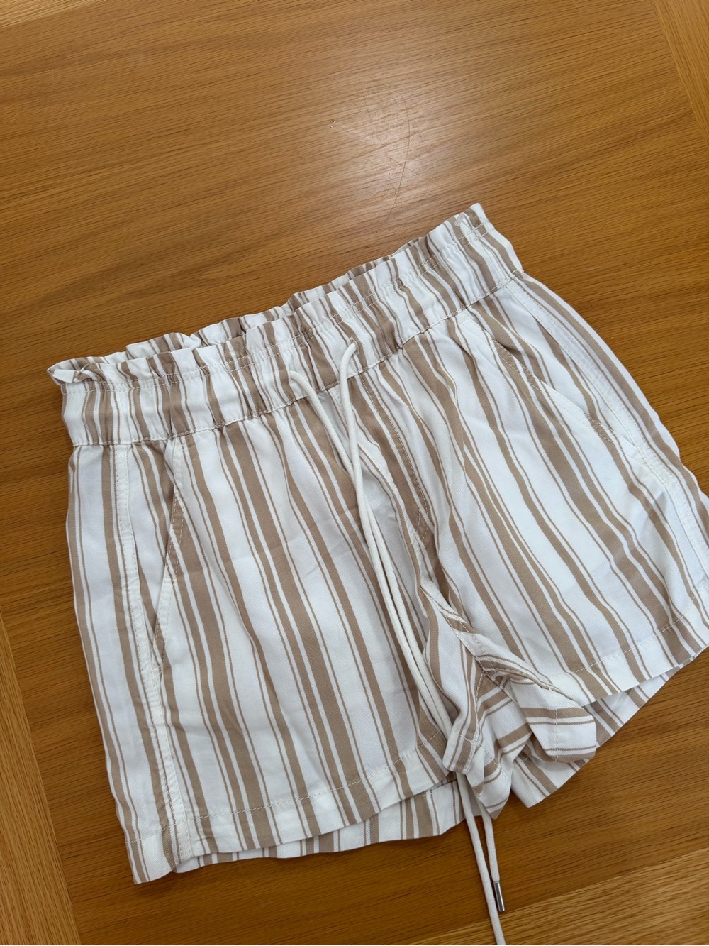 NWT Loft Paper Bag Striped Neutral Shorts Size XS